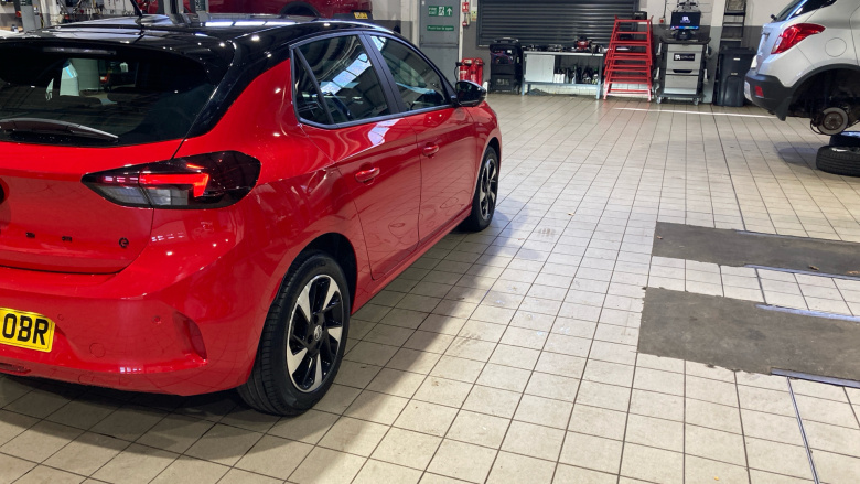 Vauxhall Corsa 100kW Yes 50kWh 5dr Auto Electric Hatchback
